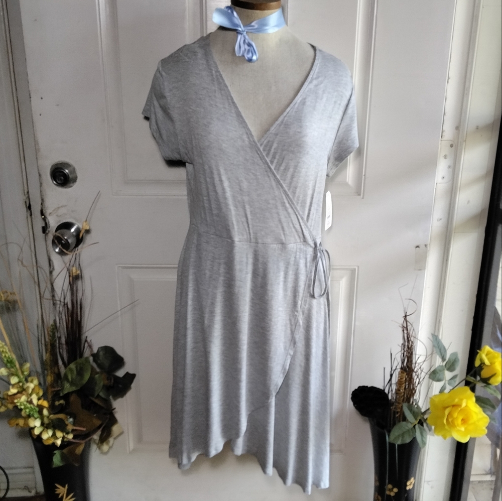 NWT Faded Glory Gray V Neck Wrap Front Dres Size M(8-10)